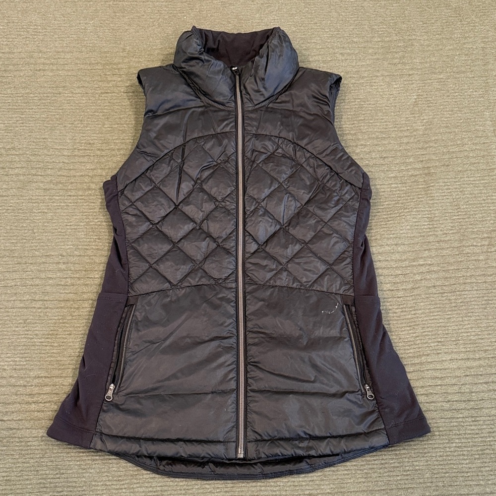 Lululemon Women's Black Quilted Vest